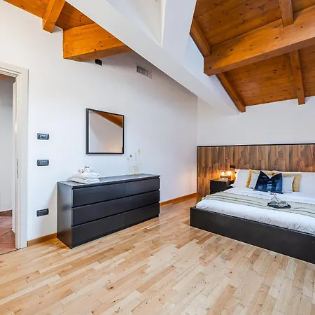 아파트 Casa Luce - Bright, Stylish And