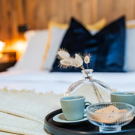 Appartement Casa Luce - Bright, Stylish And Modène