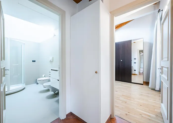 Casa Luce - Bright, Stylish And Μόντενα