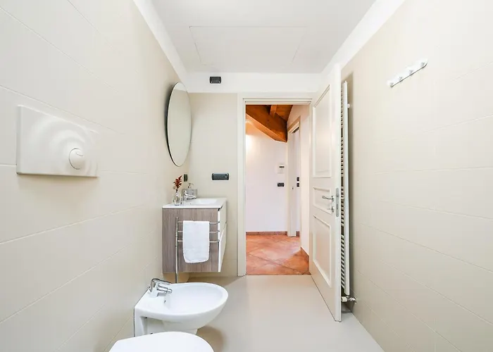 Casa Luce - Bright, Stylish And Μόντενα